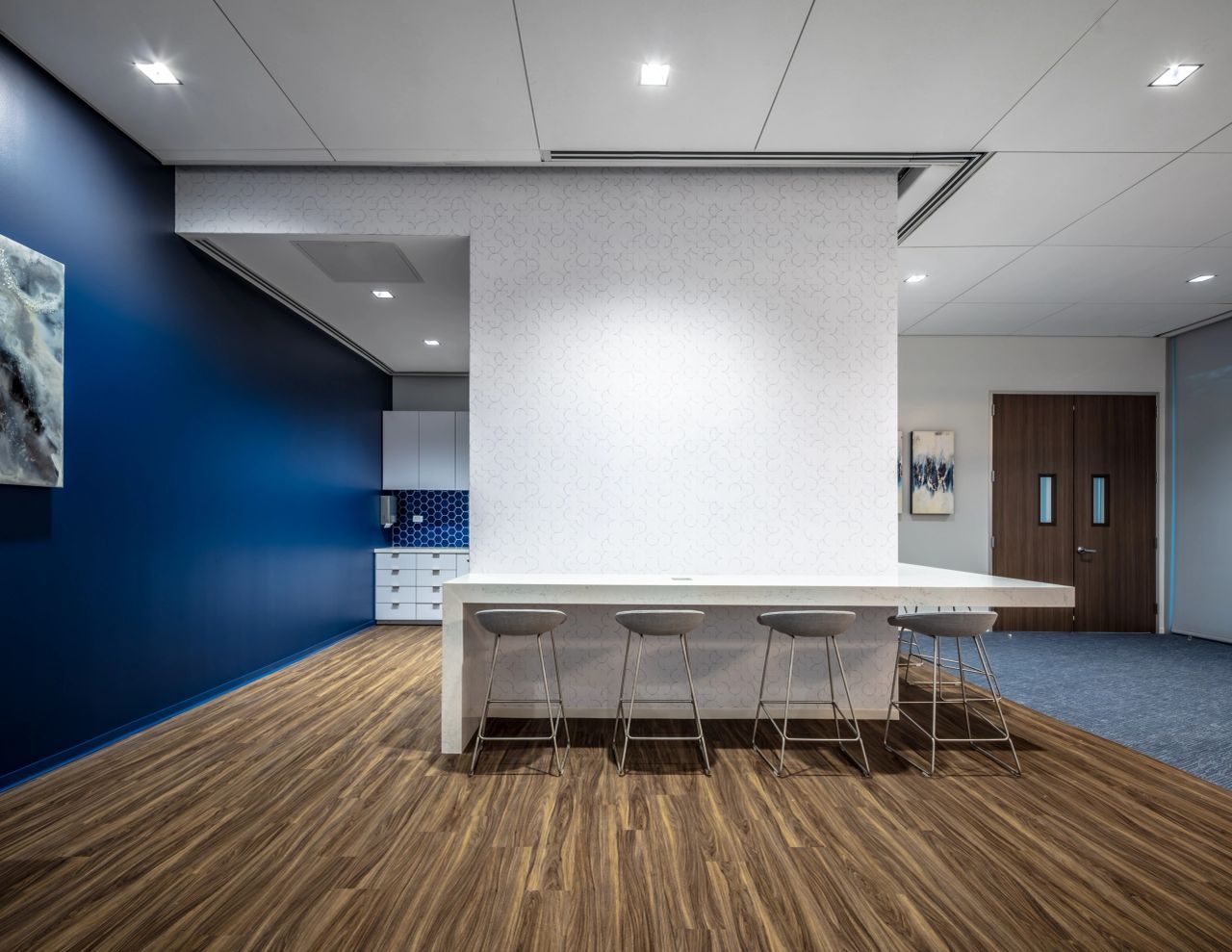 Modern Workspace & Quiet Zone